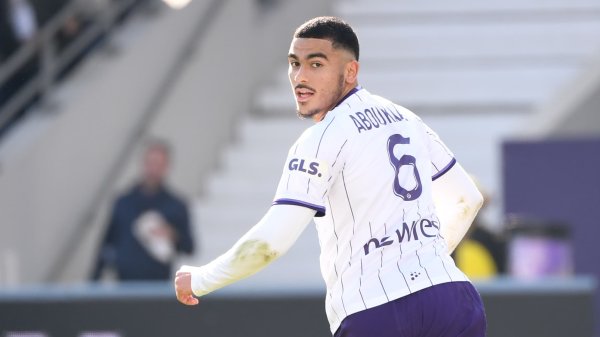 EN DIRECT - Toulouse-Clermont: les Toulousains souffrent, les Clermontois en manque de réussite