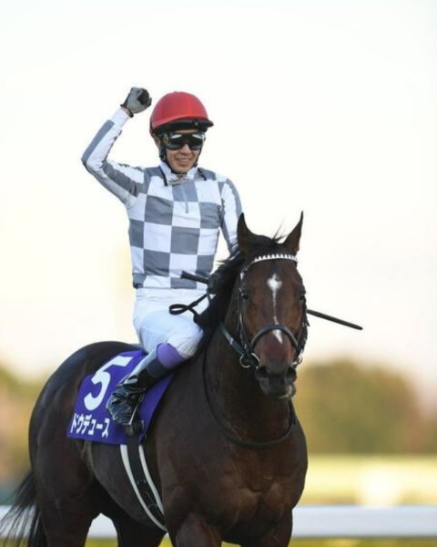 やっぱり、
千両役者は違いますね

ドジャース馬券
一応抑えていたんですが

スターズオンアース
ルメールも見事で...