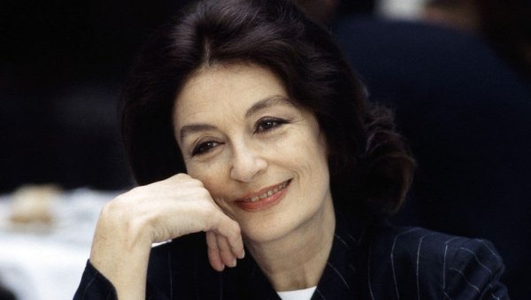 L'actrice Anouk Aimée, héroïne du film "Un homme et une femme", est morte à l'âge de 92 ans  - France Bleu
