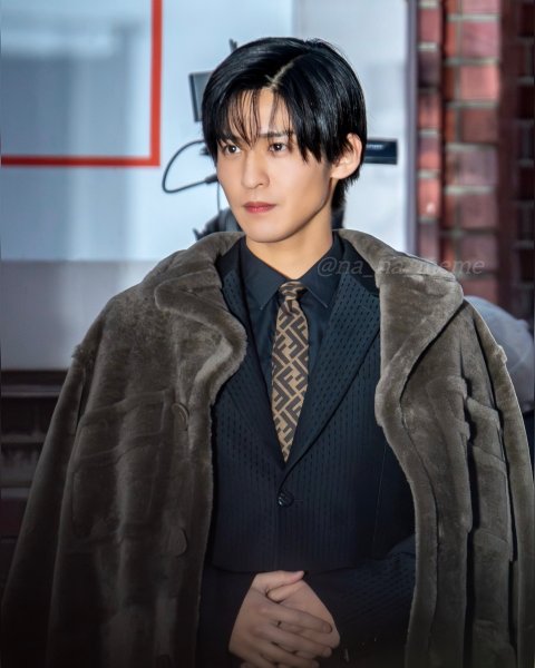 .

キリッとした表情もまた素敵…🖤🫠

#トリリオンゲーム
#目黒蓮
#ハル
#天王寺陽
#めめ
#RenMeg...