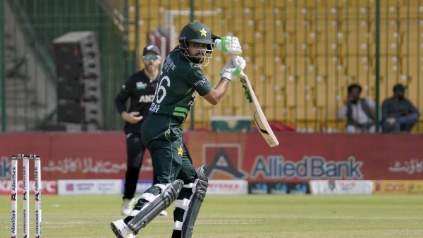 PAK vs NZ Tri-Nation Series final: Pakistan wins toss, bats against New Zealand