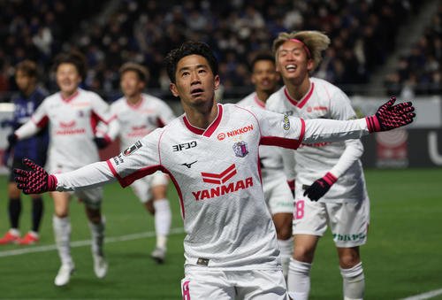 【Ｊ１】Ｃ大阪５発！開幕戦Ｇ大阪を粉砕　香川真司弾、北野颯太２発など　名和田途中交代／詳細 - サッカー : 日刊スポーツ