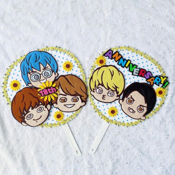 18祭完走おめでとう😆‼️
最高の夏をありがとう🌻💕
🖤💜💙💚🧡
そして、冬のドームツアー
おめでとう〜🎉
めっち...