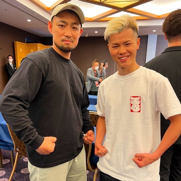 ⁡
⁡
THE MATCHの計量の時、
⁡
⁡
天心の方から「写真撮りましょうっ」て言われたのは何気に相当嬉しかっ...