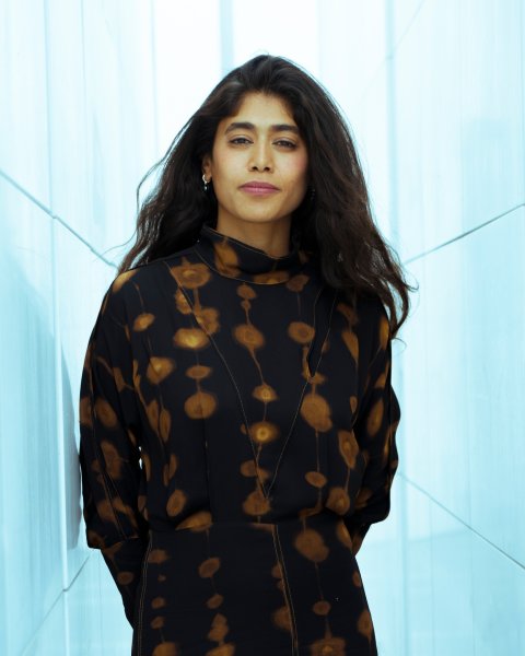 Le portrait dans Libé ce week-end : Rima Hassan (rimamoba...