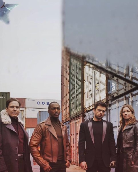 👯‍♀️👯‍♀️

#sexyseabass#buckybarnes#avengers#infinitywar#m...