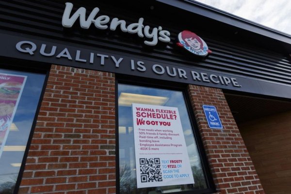 Wendy’s to close 300 ‘underperforming’ locations - UPI.com