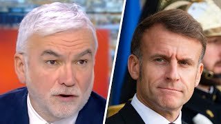 Pascal Praud s’énerve contre Macron : "Il doit reconnaître que la France est une société ensauvagée"