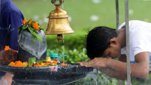 Sawan 2023 : 19 वर्षों के बाद इस वर्ष श्रावण मास में बना है दुर्लभ संयोग, ज्योतिषाचार्य से जानें सबकुछ